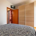 Appartamento Guesthost - Currao's Seaview Flat *